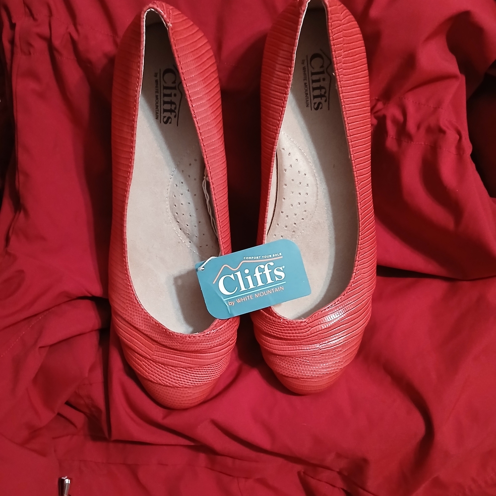 Cliffs by White Mountain Vibrant Red Flats